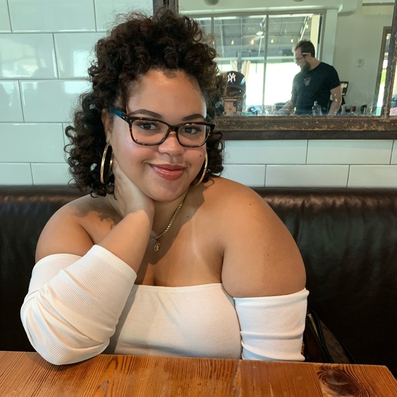 Meet your Posher, Jasmine - Picture 1 of 1